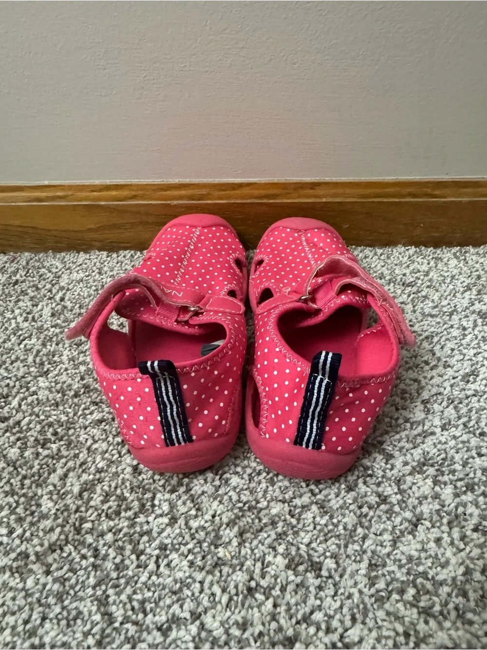 Girls Nautica Pink Polka Dot Water Shoes Size 12